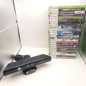 Xbox 360 Lot of 25 Games Skyrim Mass Effect Titanfall Splintercell Battlefield